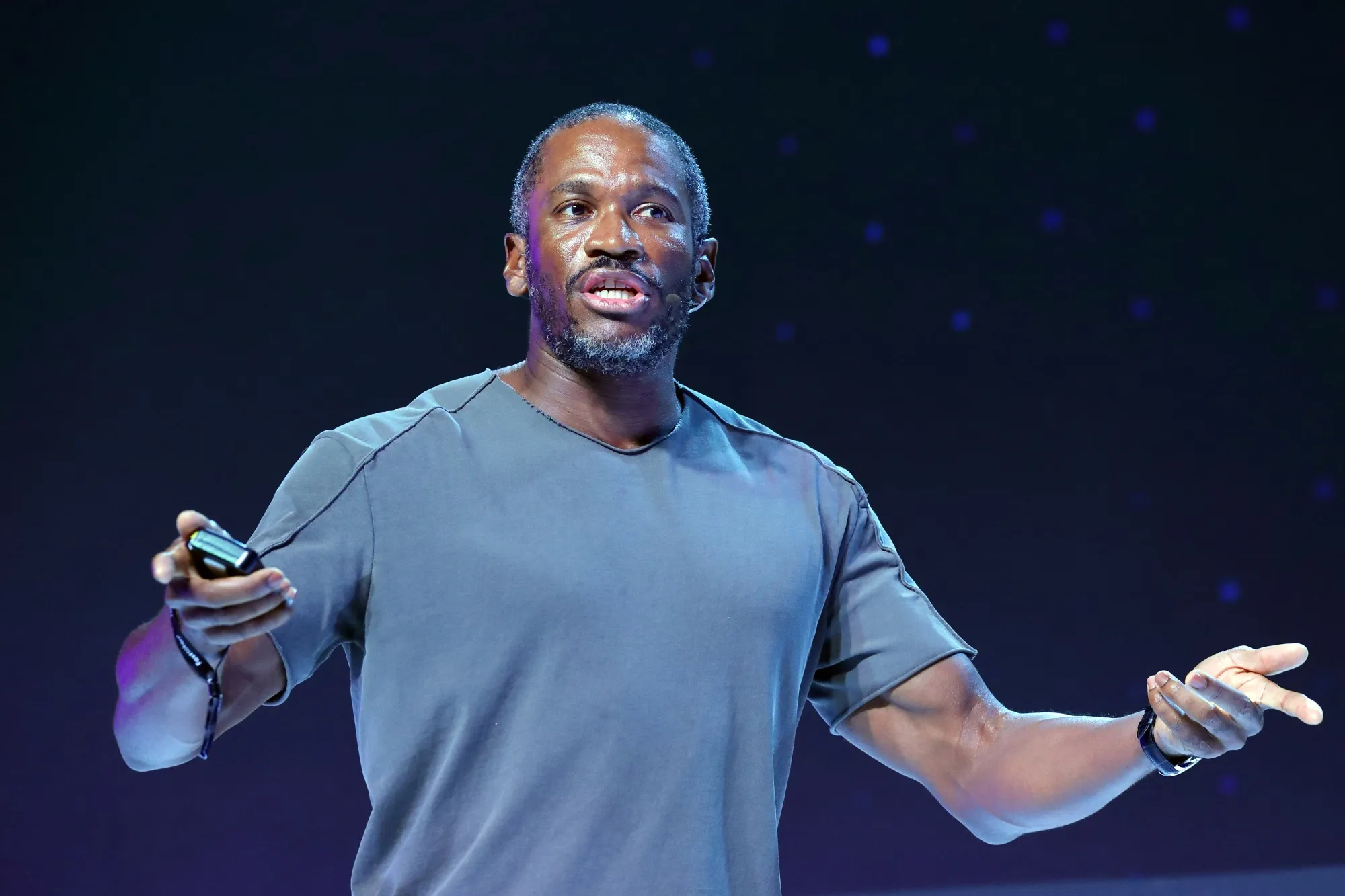 Arthur Hayes Urges Zcash Holders to Exit CEXs and ‘Shield’ Their Funds